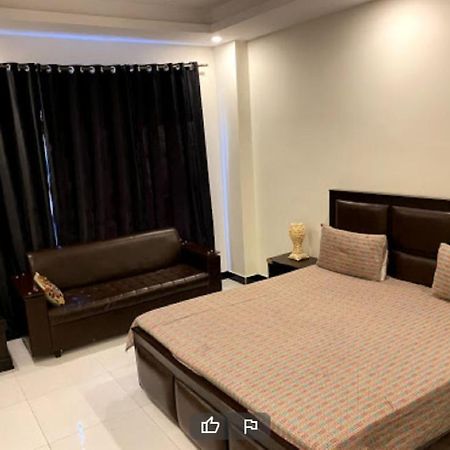 Evergreen Inn 라왈핀디 외부 사진